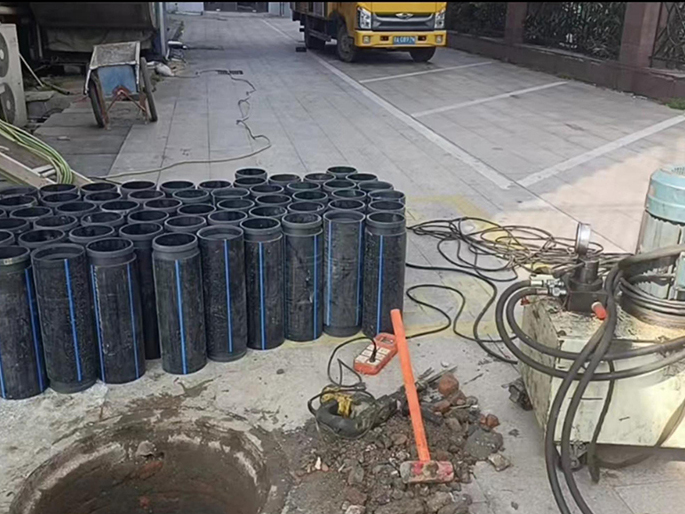 台山PE置换管厂家 DN315置换管 非开挖管短管置换